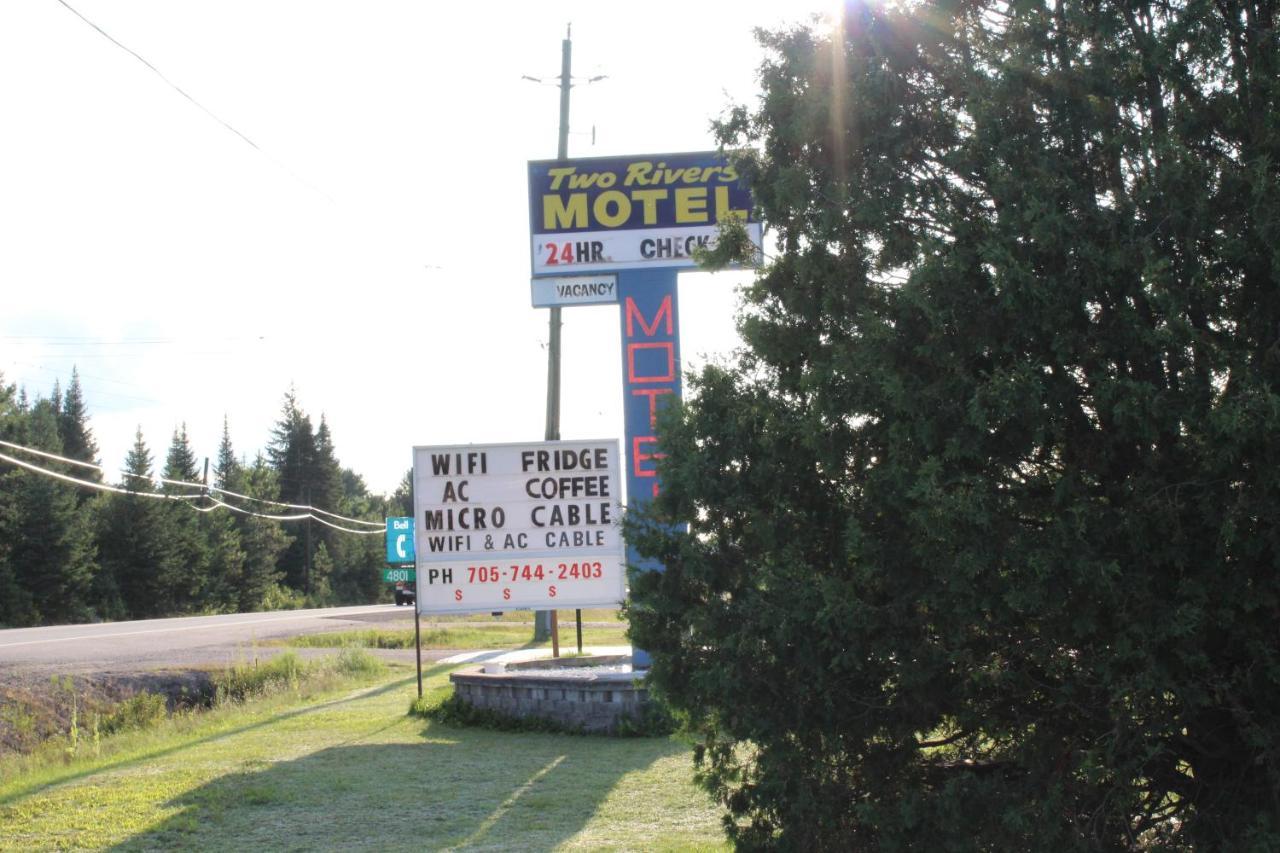 Mattawa Two Rivers Motel المظهر الخارجي الصورة
